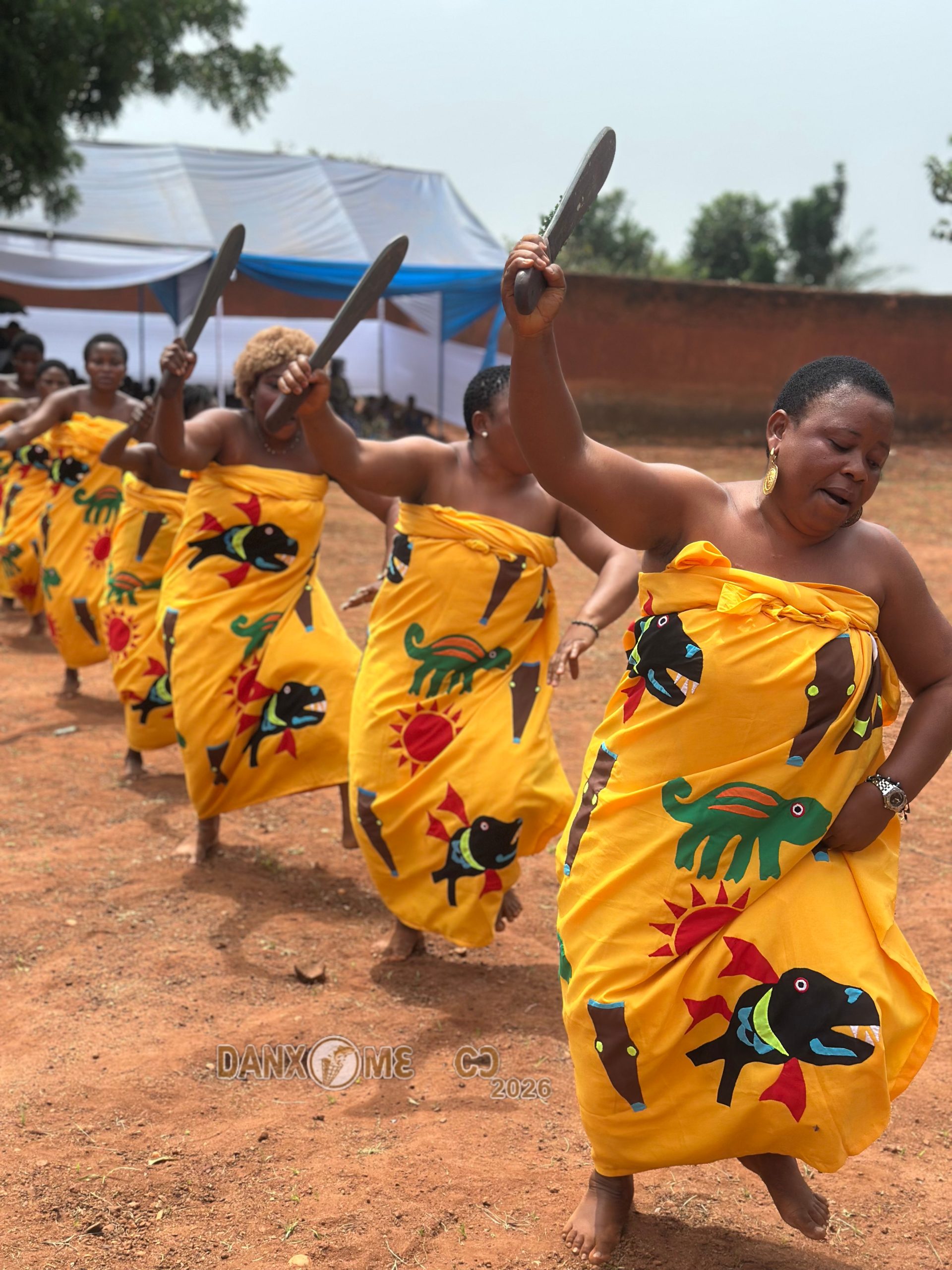 Danxomɛ-cɔ 2026, jour 1 : bel envol de la parade artistique et culturelle